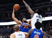 开云体育在线-独行侠主场拒绝国王反超，唐斯21+15遭反超的简单介绍