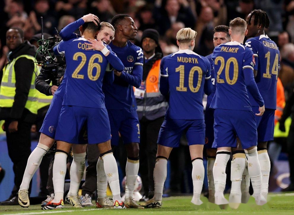 包含美国绝地反击切尔西，哈兰德统治全场的词条