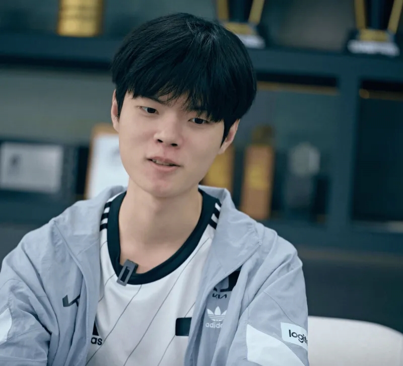 DK险胜NS,Deft送出助攻 DK险胜NS,Deft送出助攻