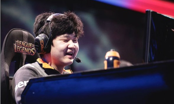 包含Excel绝杀EDG,Huni统治全场的词条 包含Excel绝杀EDG,Huni统治全场的词条