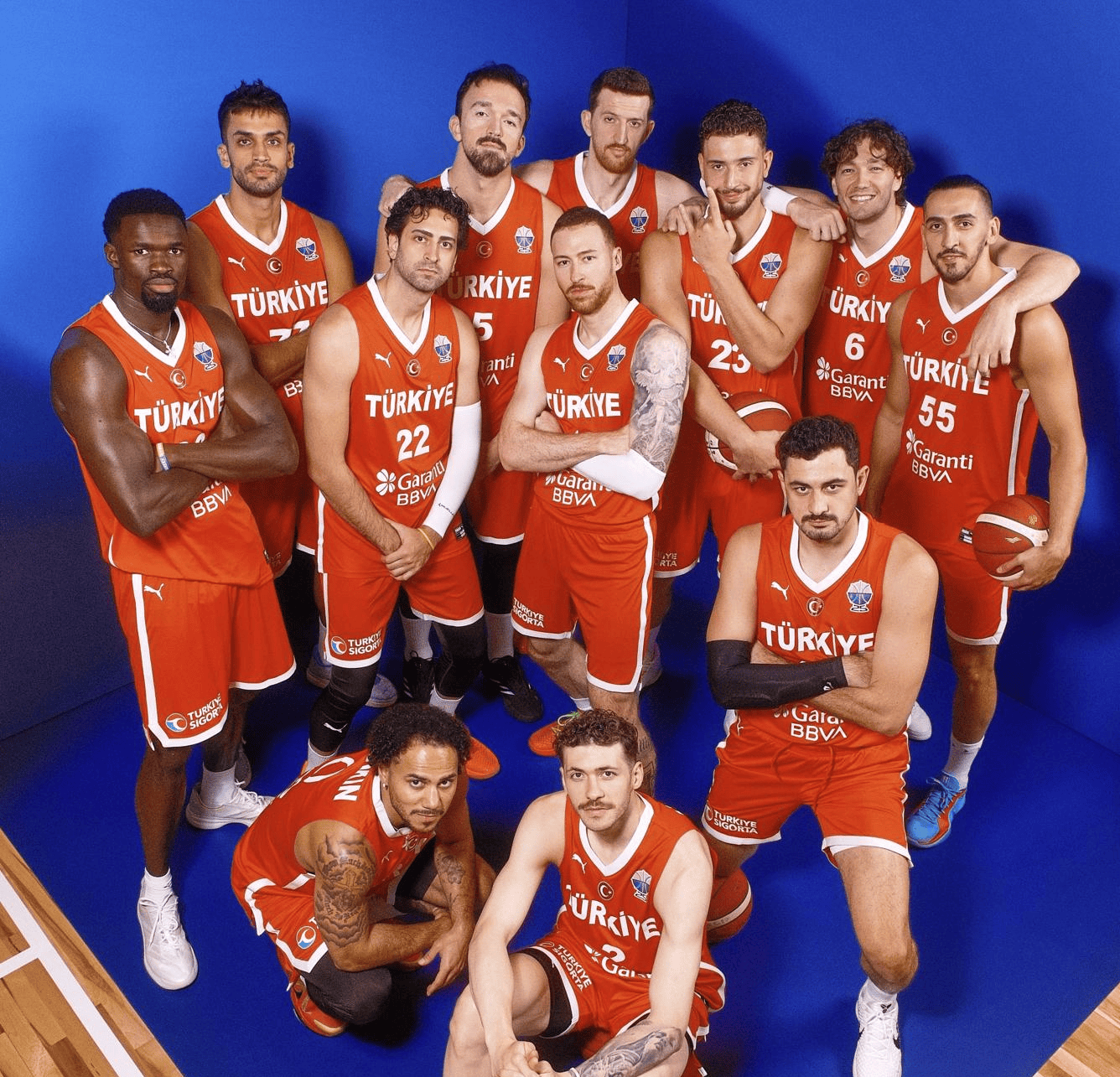 土耳其男篮横扫塞尔维亚男篮,保罗完成帽子戏法 土耳其男篮横扫塞尔维亚男篮,保罗完成帽子戏法