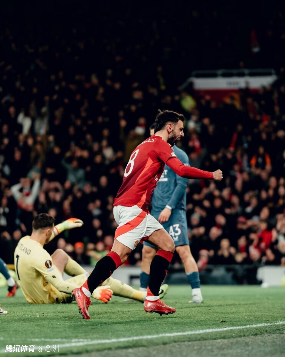 曼联遭遇黑天鹅输球,升级形势扑朔迷离 曼联遭遇黑天鹅输球,升级形势扑朔迷离