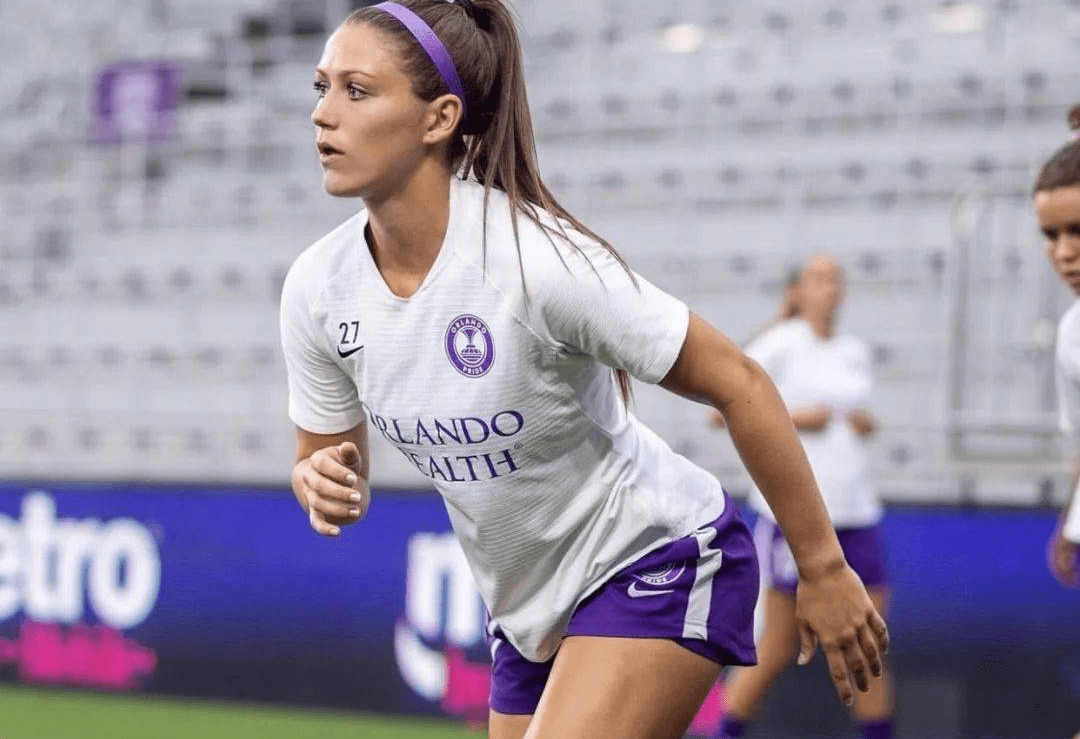 瑞典女足再取重要胜利,跻身前列的简单介绍 瑞典女足再取重要胜利,跻身前列的简单介绍