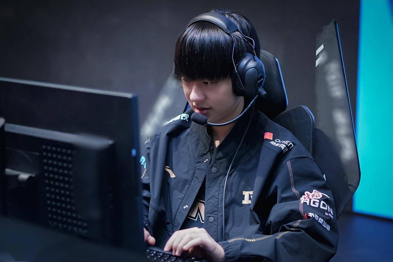 TES险胜FNC,Ming高光表现的简单介绍 TES险胜FNC,Ming高光表现的简单介绍