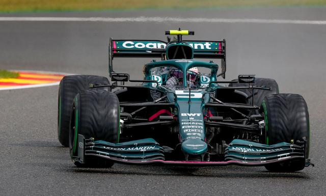 阿斯顿马丁鏖战雷诺车队,汉密尔顿关键制胜的简单介绍 阿斯顿马丁鏖战雷诺车队,汉密尔顿关键制胜的简单介绍