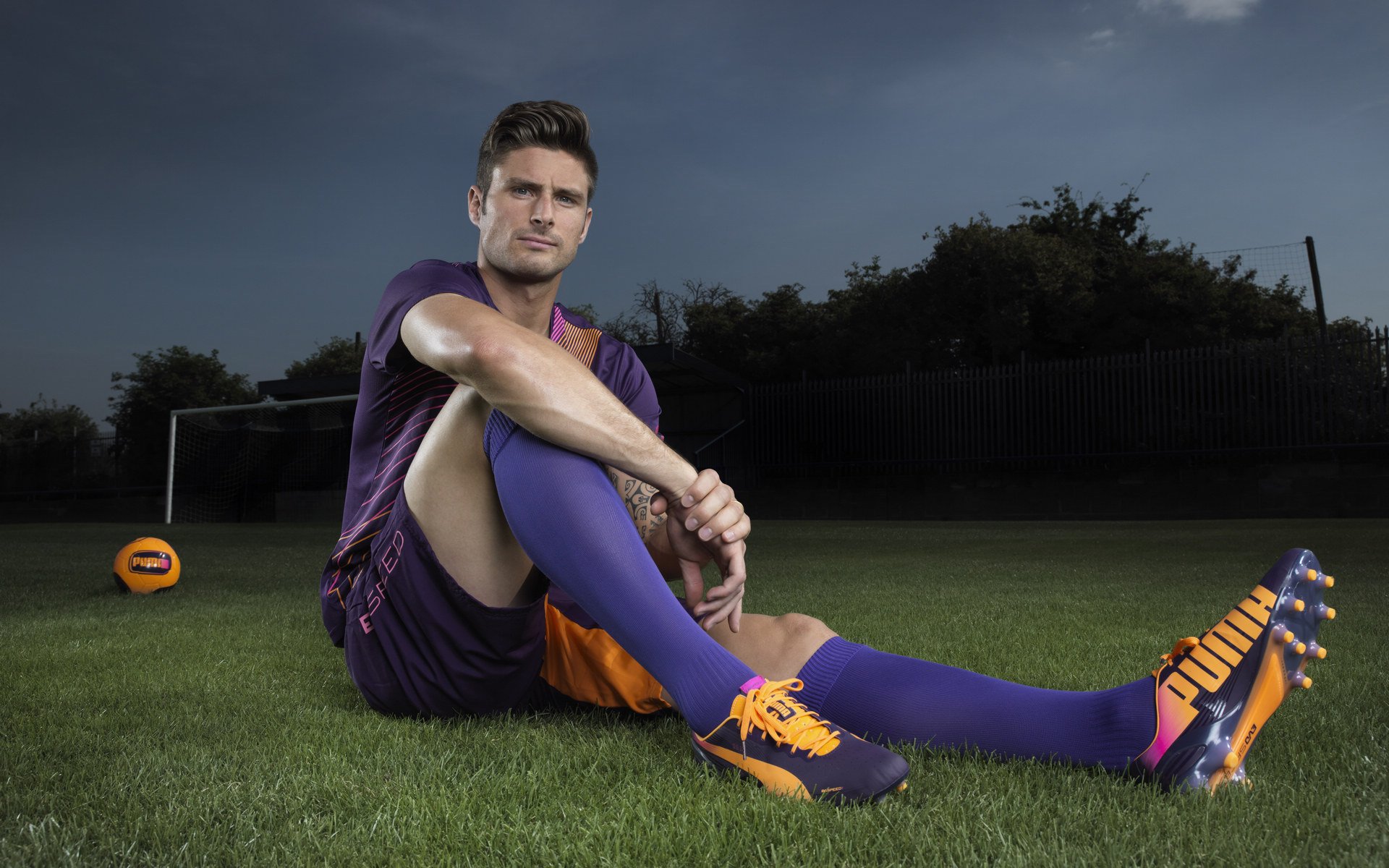 北欧风暴席卷文艺复兴之都,哈兰德一波带走佛罗伦萨,书写现代足球新叙事